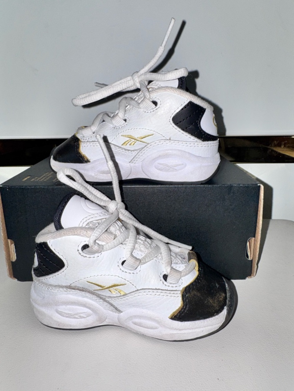 Reebok Questions - Picture 2 of 4